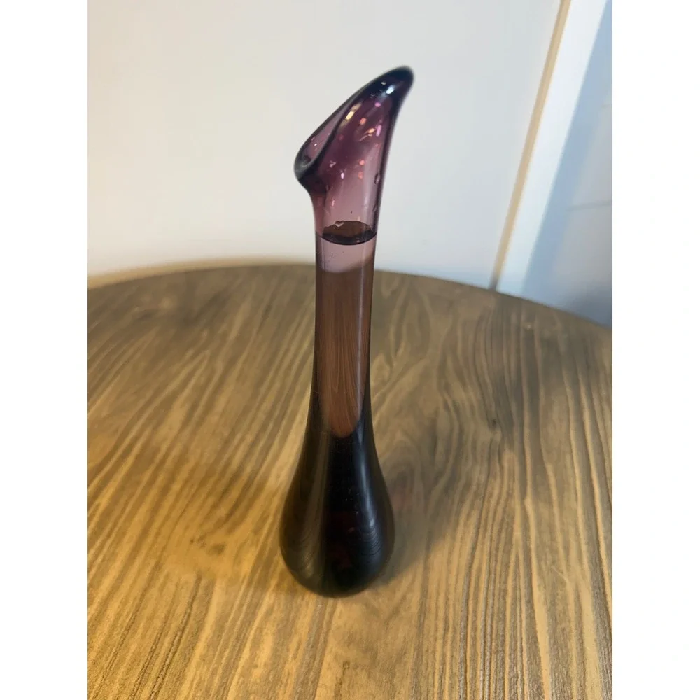 Vintage Mid Century Modern Amethyst Purple Swung Glass Bud Vase 11.25